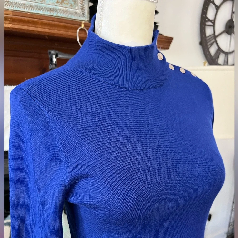 Chico's Sapphire Blue Turtleneck Sweater NWT Size Small - Picture 3 of 8